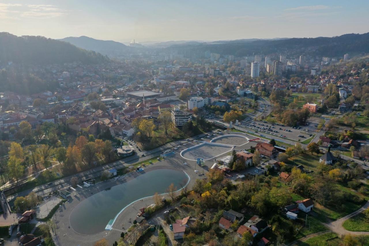 Square Studio Tuzla Exterior photo